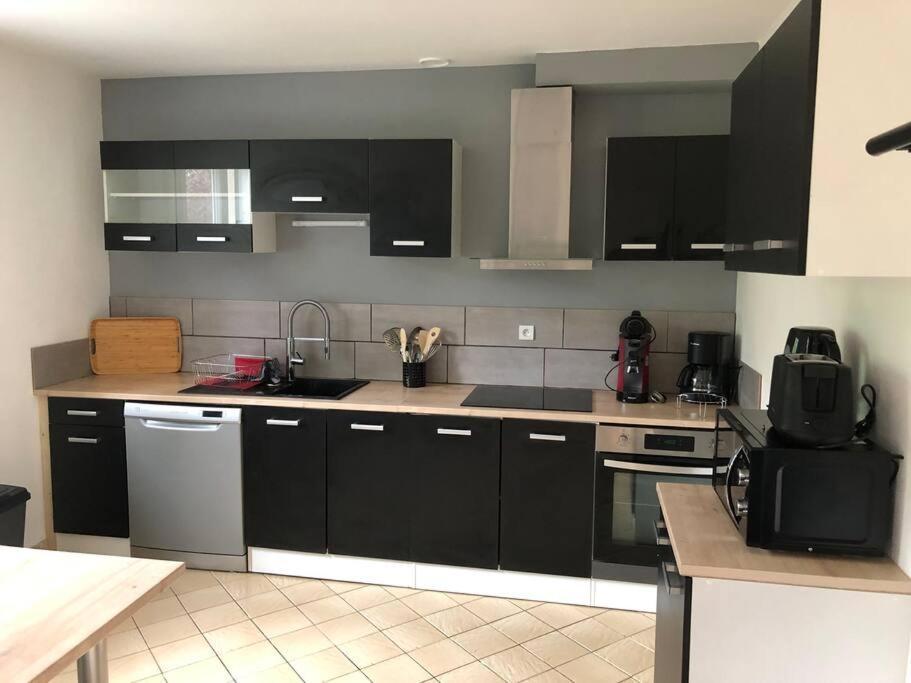 Maison Individuelle Laveissiere Екстер'єр фото